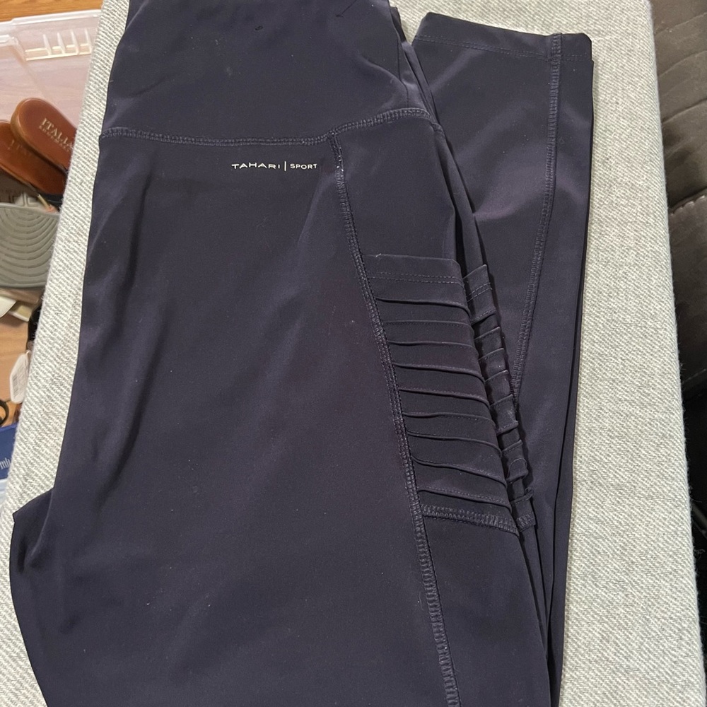 Tahari Sport Navy Leggings Size Large